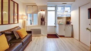 Unclassified image, 5 of 24, button - 2 bedroom in the heart of Le Marais! (Paris)