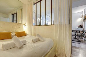 2 chambres, bureau, fer et planche à repasser, Wi-Fi