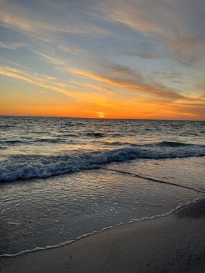 Camastros y toallas de playa 