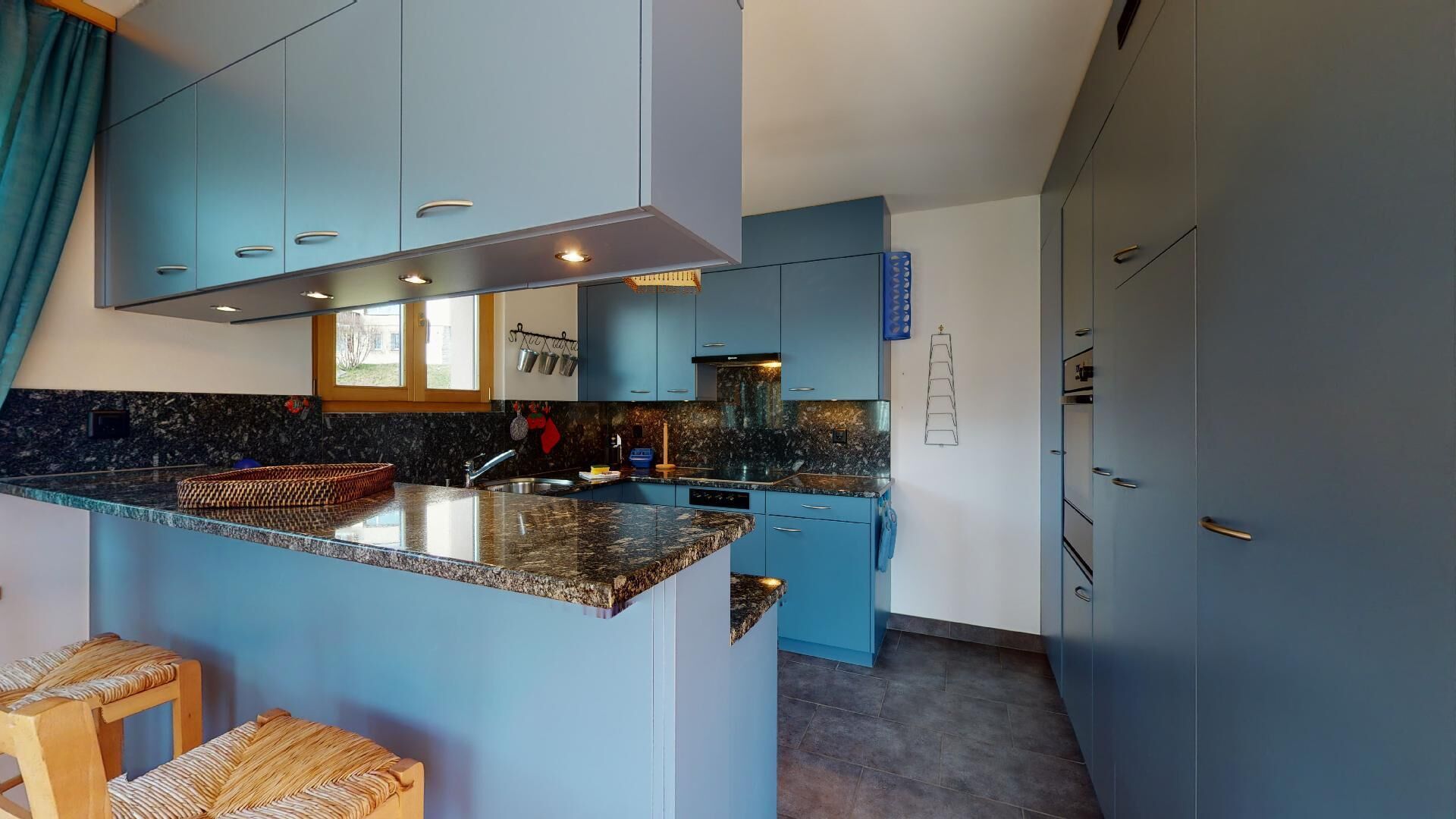 Kühlschrank, Ofen, Herdplatte, Geschirrspüler