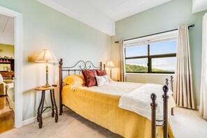 2 bedrooms, Internet, bed sheets