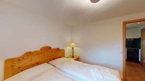 1 bedroom, Internet, bed sheets
