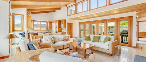 Fernseher, Kamin, DVD-Player, Videothek