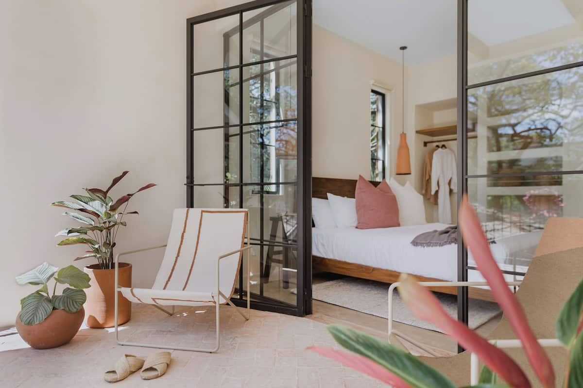 1 chambre, literie de qualité supérieure, couette en duvet d'oie