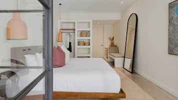 King Room | Premium bedding, down duvets, pillow-top beds, minibar