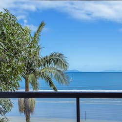 Suite Luxo Frente Mar Casal | Vista do quarto