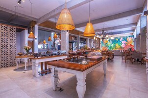 20-inch LCD TV with satellite channels, TV