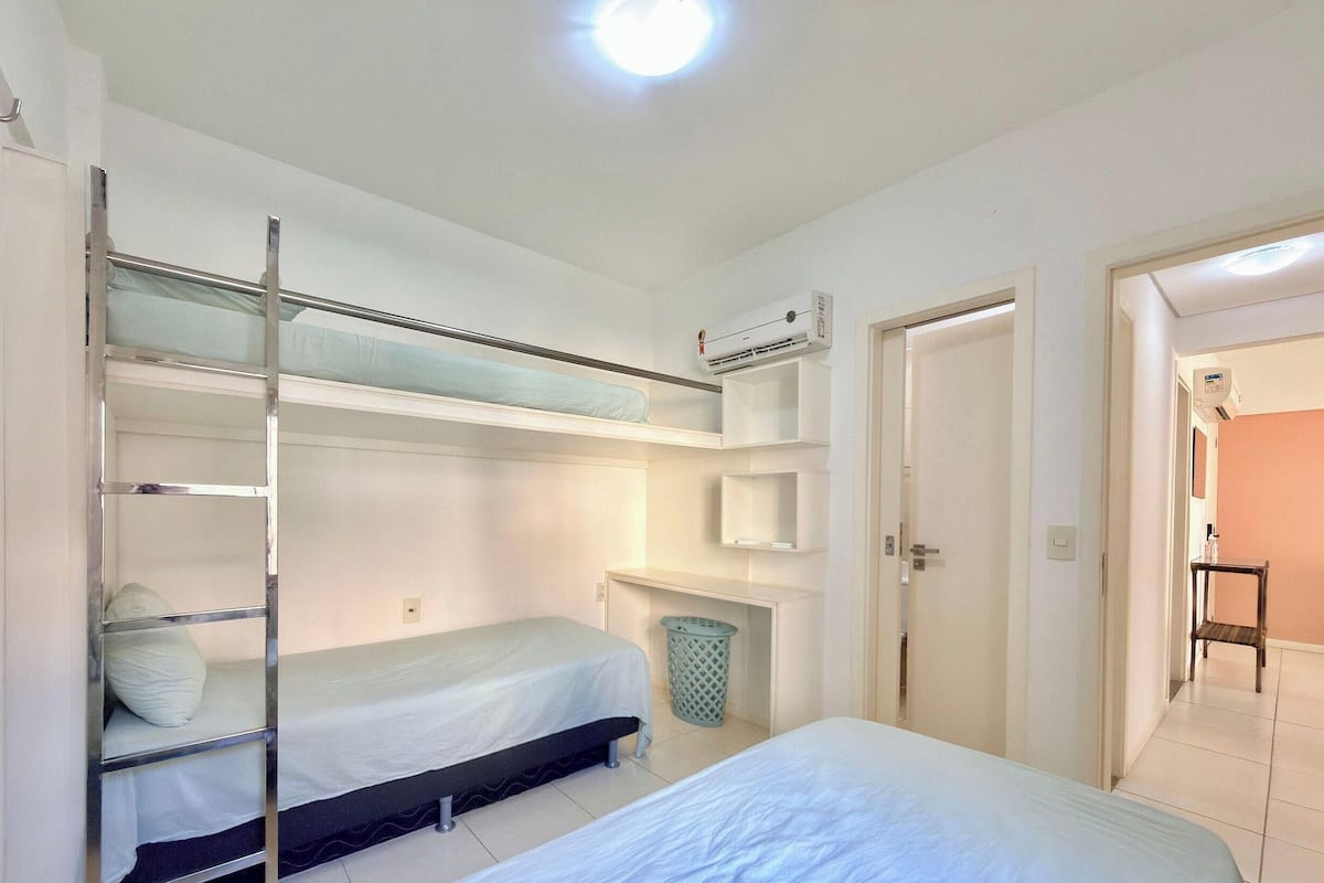 Traditional Apartment | Free WiFi