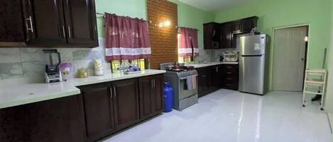 Fridge, microwave, stovetop, electric kettle