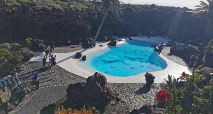Appartement dâune chambre vue piscine