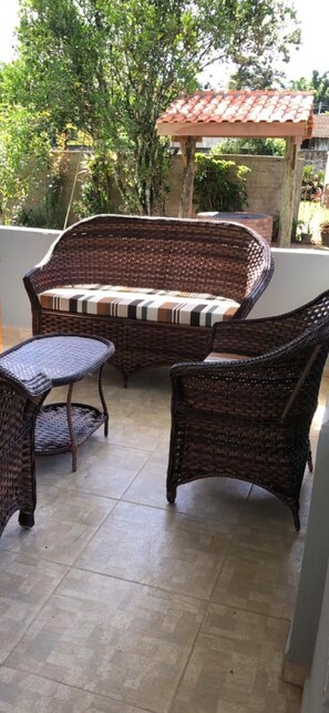 Terrace/patio - Chácara MaZen - House with pool in Morretes (Morretes)