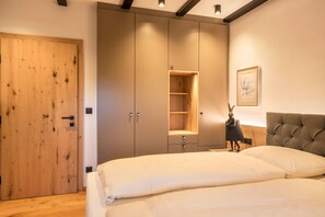 1 dormitorio, tabla de planchar con plancha, wifi gratis y ropa de cama