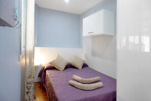 1 bedroom, iron/ironing board, free WiFi, bed sheets