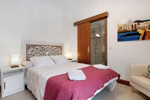 2 habitaciones, tabla de planchar con plancha y wifi gratis