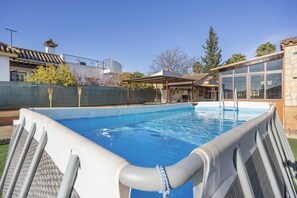 Pool - Holiday Home 'El Santiscal' with Mountain Views, Wi-Fi & Air Conditioning (Arcos)