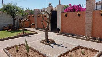 Enceinte de lâhĂ©bergement