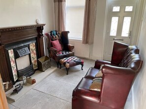 Smart TV - Commuters Getaway (Chesterfield)