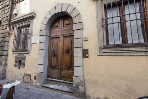 Giglio Classic by Mmega