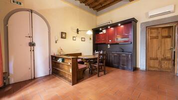 Classic Apartment | Private kitchen