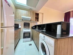 Private kitchen - Lovely studio in Downtown. (Dubai)