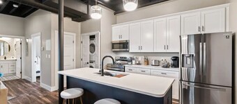 Modern Luxury Loft in Historic Downtown Gallatin