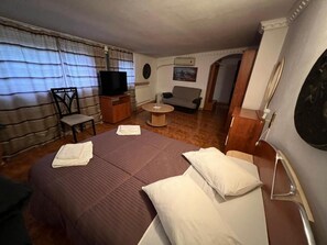 Classic Room | Free WiFi