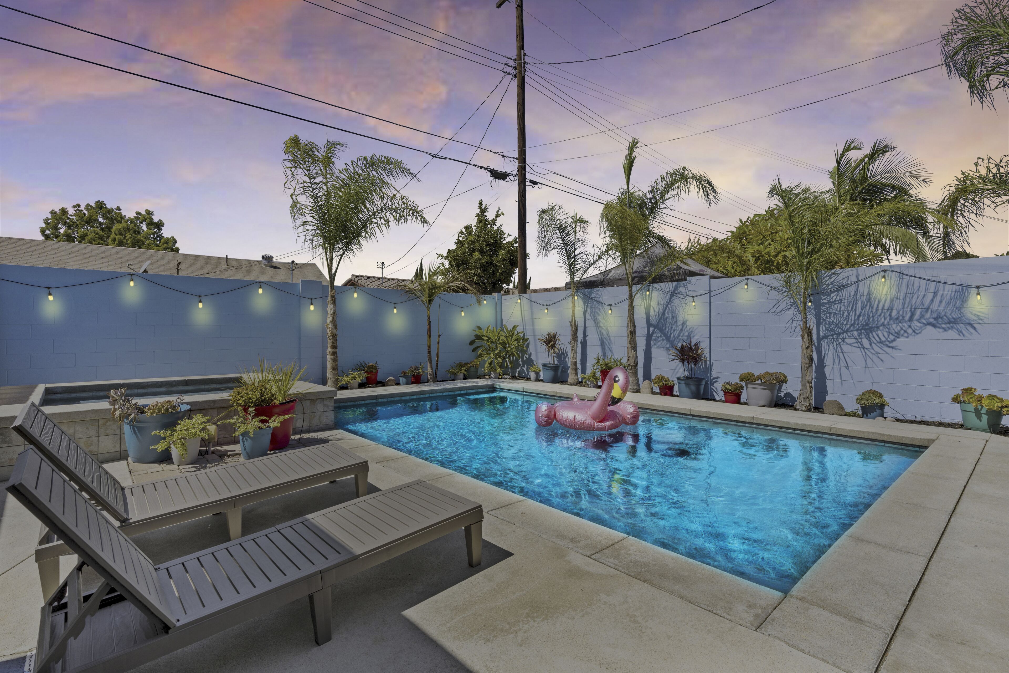 Stylish Modern Home, Pool & Spa, 7 Mins to Disney