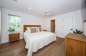 4 Schlafzimmer, Bügeleisen/Bügelbrett, Reisekinderbett, kostenloses WLAN