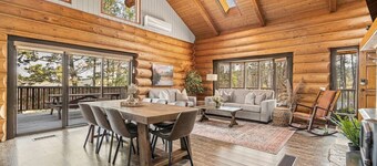 Canterbury Lodge | Private Hot Tub | Arcade Games