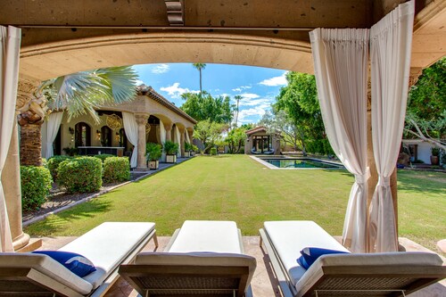 STR 2025 002405 - Tuscan Camelback Mountain Mansion - Close to everything!!