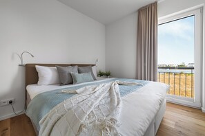 2 bedrooms, iron/ironing board, free WiFi