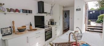 Blossom Cottage