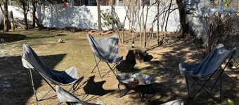 Large Comfortable Private Cozy 1BR steps from NYC!