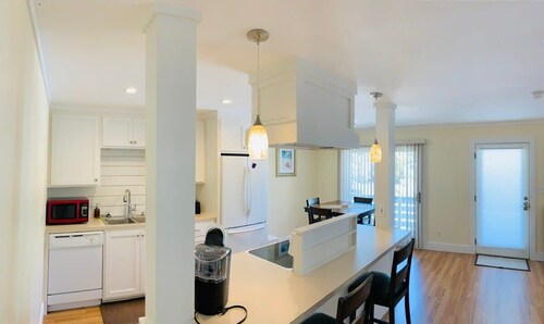 North Myrtle Beach, D beautiful triplex unit