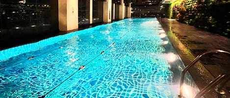 Innenpool, beheizter Pool