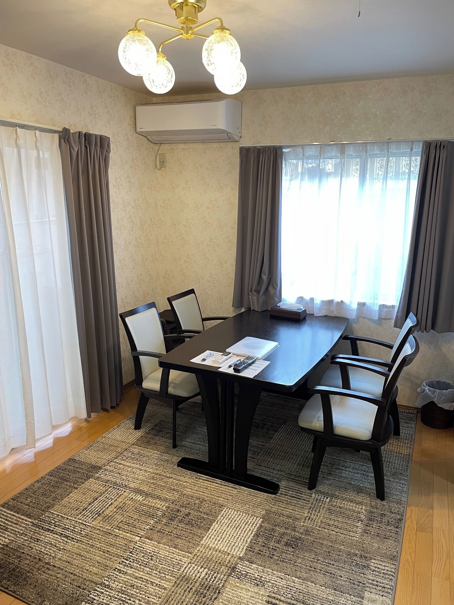Meeting facility