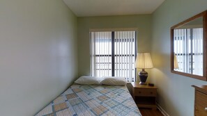 2 bedrooms, Internet, wheelchair access