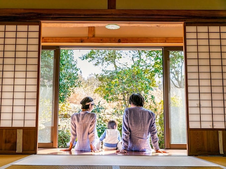 Interior. Experience cooking in a traditional Japanese heart / Mimasaka Okayama