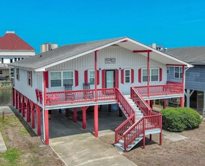 Exterior - Carolina Roost | Renovated Cherry Grove Home Near Beach & Pier (North Myrtle Beach)