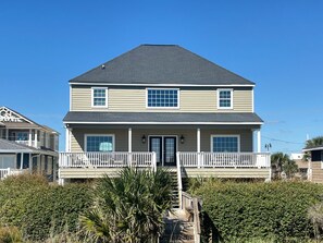Exterior - Casa Mia | Oceanfront 6BR Home • Sleeps 24 • Cherry Grove (North Myrtle Beach)