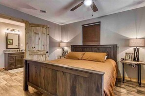 4 Schlafzimmer, Bügeleisen/Bügelbrett, Reisekinderbett, kostenloses WLAN