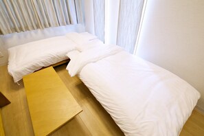 1 chambre, bureau, accès au Wi-Fi (inclus), literie fournie