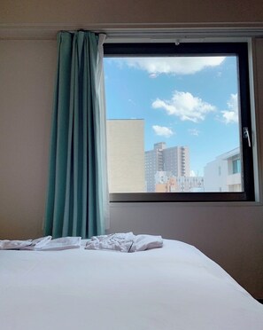 1 bedroom, desk, iron/ironing board, free WiFi