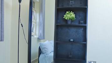 2 bedrooms, iron/ironing board, travel crib, free WiFi