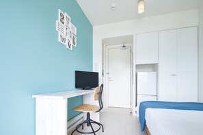 1 bedroom, desk, free WiFi, bed sheets - Single Room Ocean View Room only plan Sesokoji / Kunigami-gun Okinawa (Kunigami-gun)