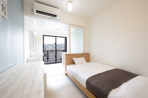 1 habitación, escritorio, wifi gratis y ropa de cama 