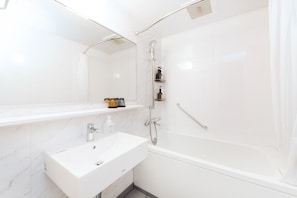 Hair dryer, towels