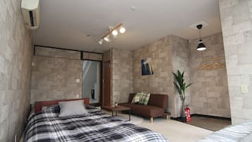 1 bedroom, desk, iron/ironing board, free WiFi