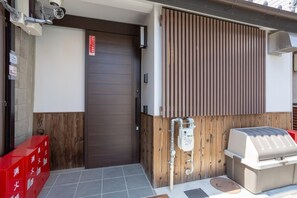 Property grounds - A hideaway Kyomachiya within walking distance from / Kyoto Kyōto (Kyoto)
