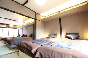 2 soverom, skrivebord, strykejern/-brett og wi-fi (inkludert)